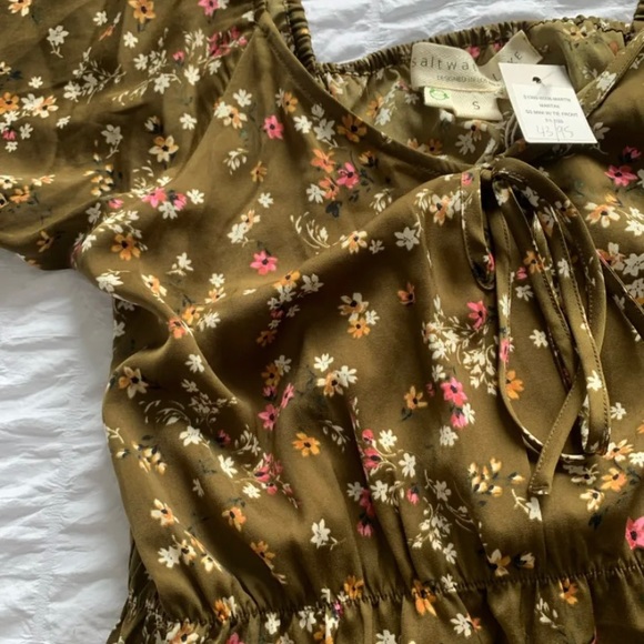 Saltwater luxe dress - Picture 6 of 9